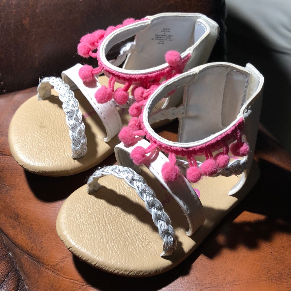 Jessica Simpson Baby Girl Shoes size 4